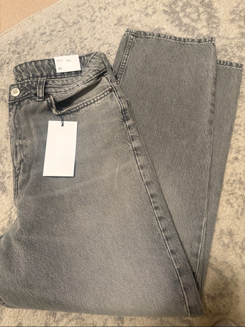 Zara Grey Washed High-Waist Straight Jeans nwt